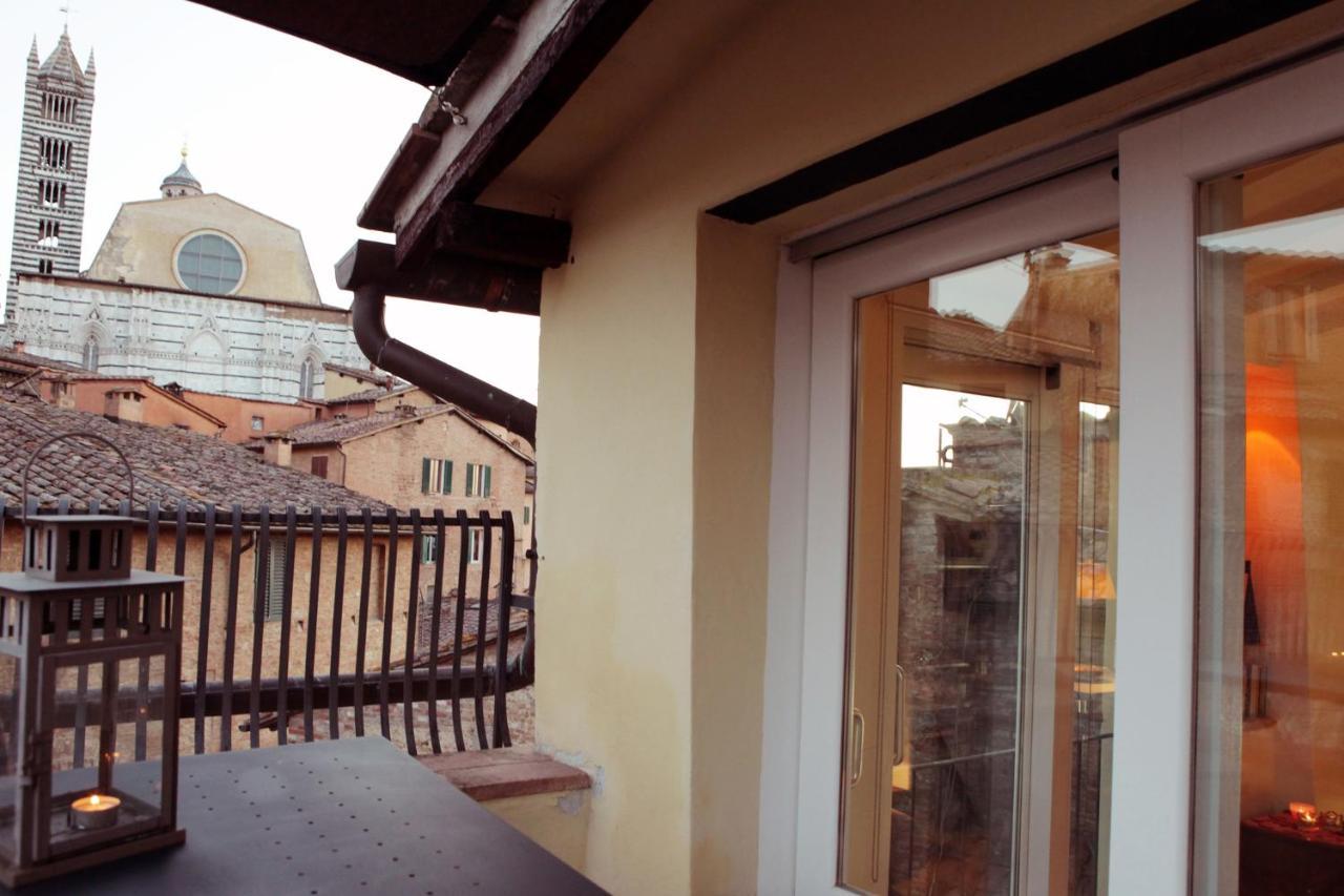 סיינה La Costarella - Central With Cozy Terrace מראה חיצוני תמונה